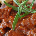 Fertige Gerichte und Beilagen vom Landmetzger in Bayern