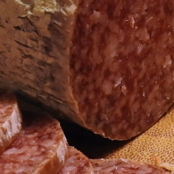 Salami Spezialitäten vom Landmetzger in Bayern